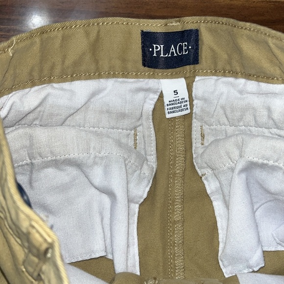 3 pair bundle boys khakis size 5- Children’s place -1 extra pair free - 4 total - Picture 8 of 13
